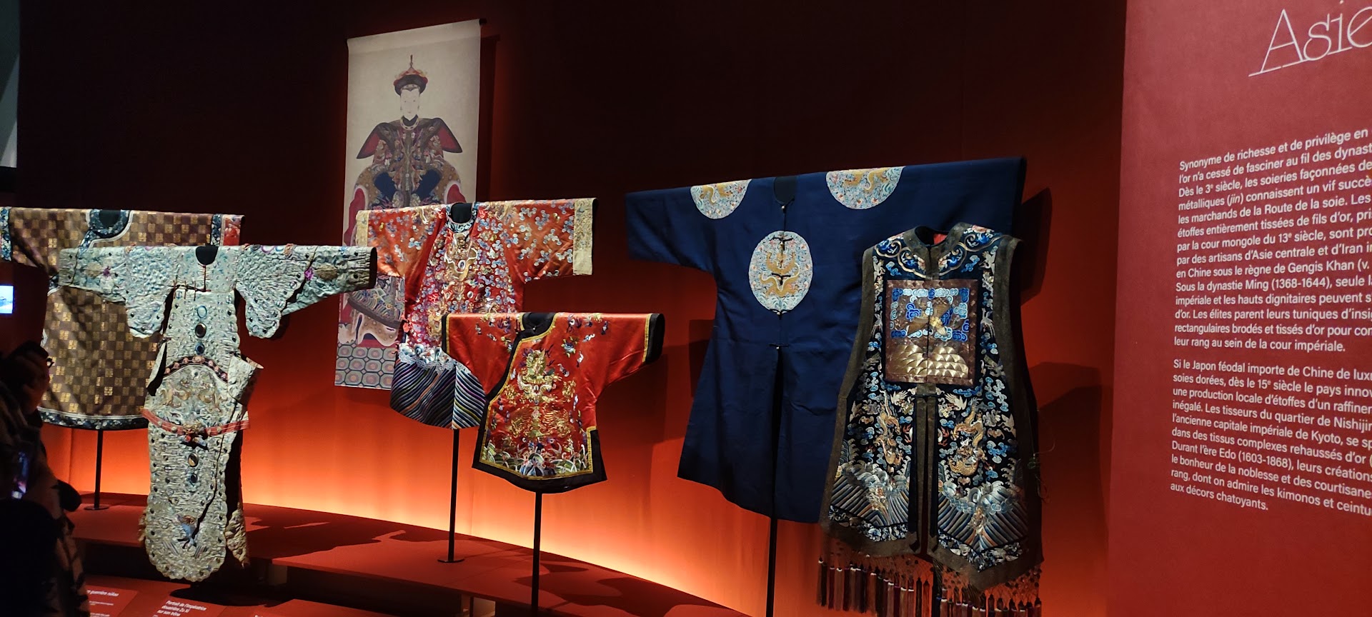 Ensemble de vêtements japonais